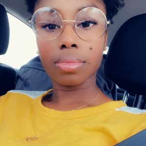 Meet your Posher, Kendra